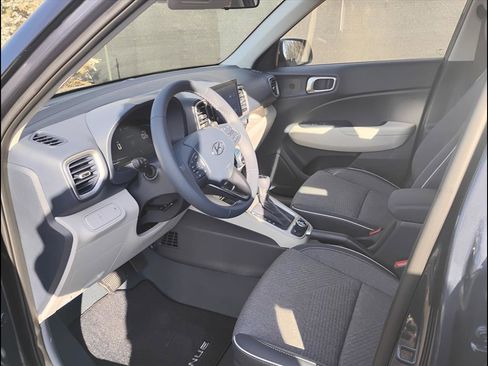 New 2026 Hyundai Venue SEL image 17