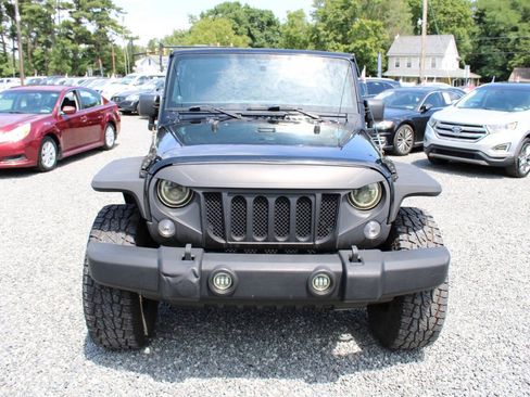 Used 2014 Jeep Wrangler Unlimited Sport w/ Quick Order Package 24S AWD/4WD image 3