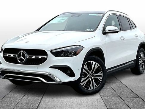 New 2026 Mercedes-Benz GLA 250 4MATIC image 2