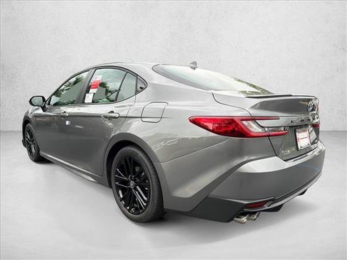 Used 2026 Toyota Camry SE w/ Convenience Package FWD image 5