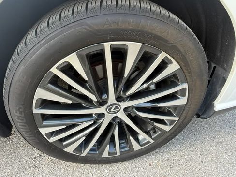 Certified 2024 Lexus RX 350 Premium Plus w/ Convenience Package FWD image 23