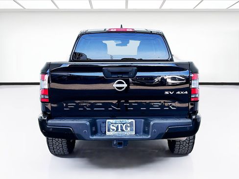 Used 2023 Nissan Frontier SV w/ Technology Package image 5