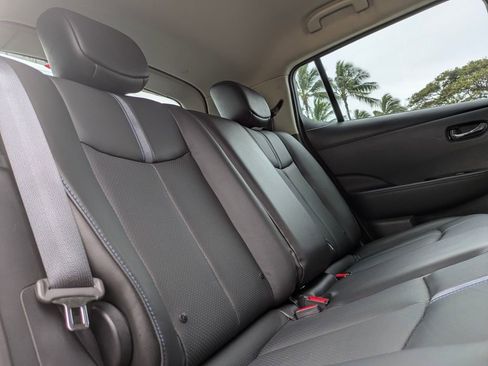 Used 2019 Nissan Leaf SL w/ SL Technology Package image 17