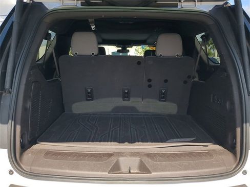 Used 2021 Chevrolet Suburban LT w/ LT Signature Package image 14