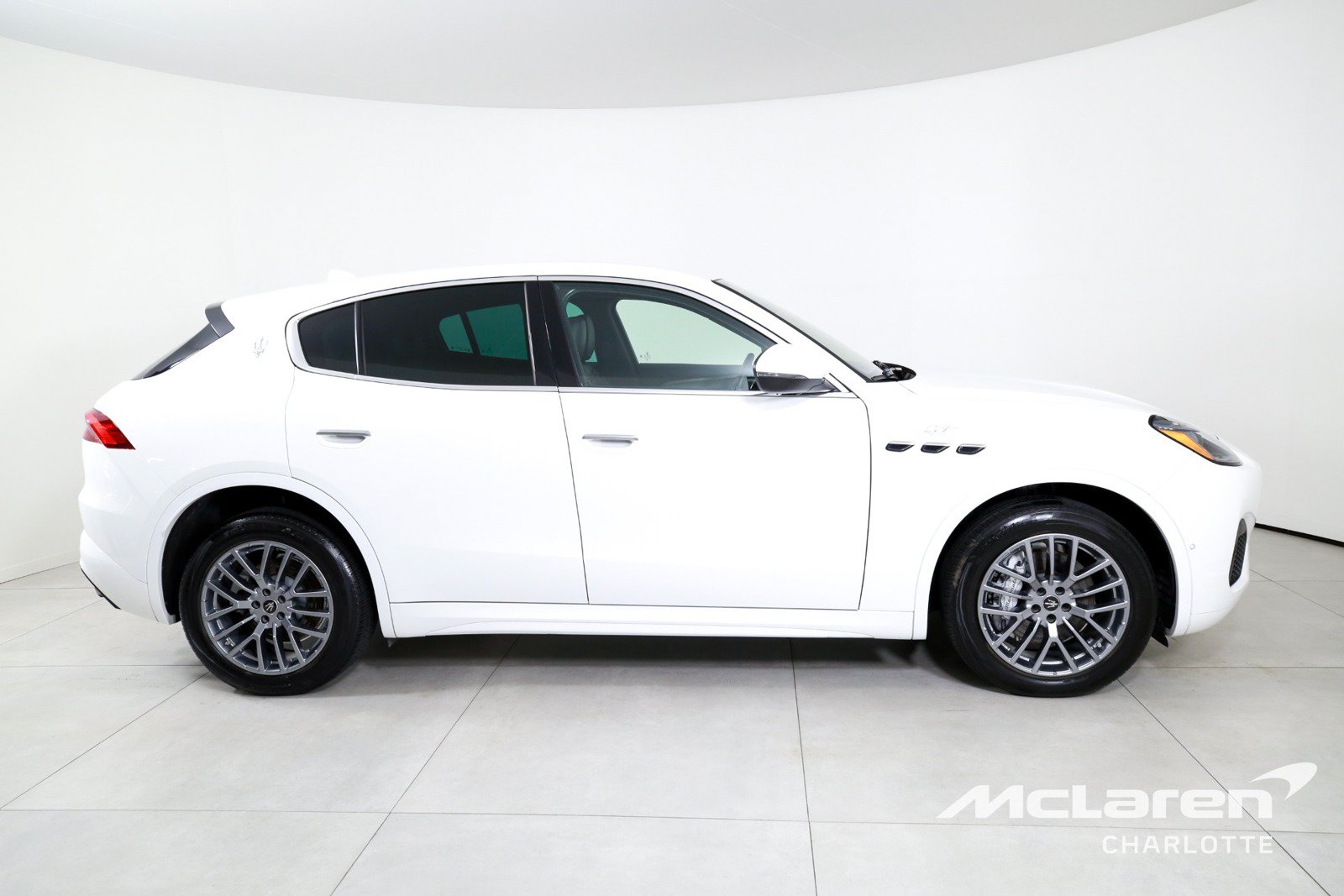 Used 2024 Maserati Grecale GT AWD/4WD image 9