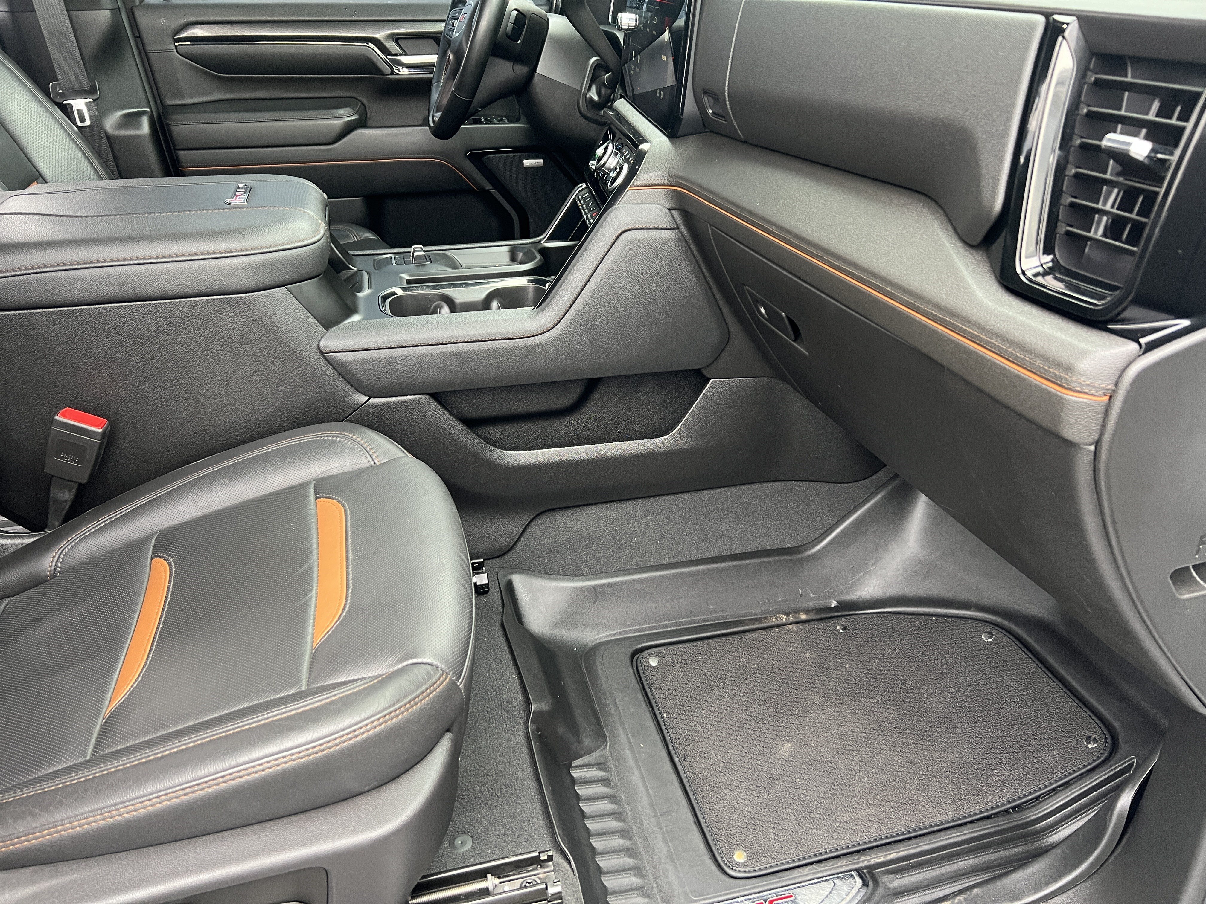 Used 2024 GMC Sierra 3500 AT4 w/ AT4 Premium Plus Package AWD/4WD image 20