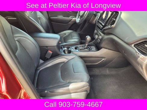 Used 2019 Jeep Cherokee Limited FWD image 10