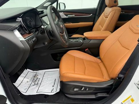 New 2026 Cadillac XT5 Premium Luxury w/ Driver Assist Package image 11