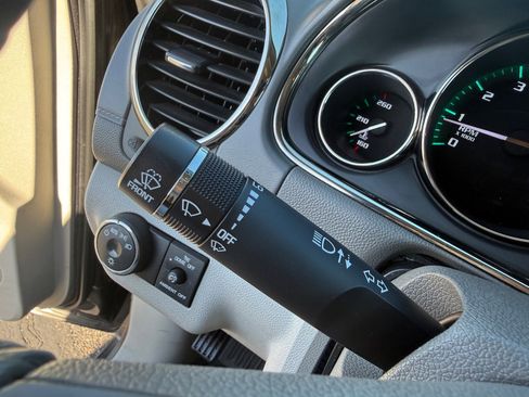 Used 2015 Buick Enclave Premium image 17