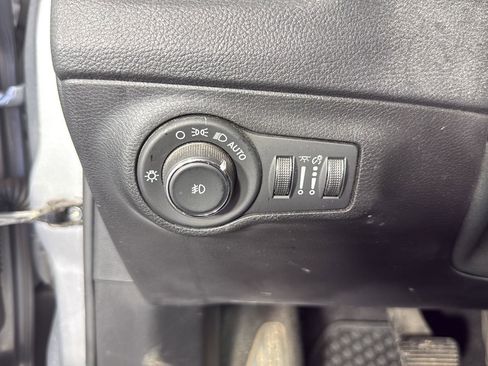 Used 2020 Jeep Compass Trailhawk image 11