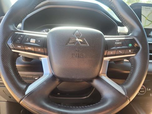 Used 2024 Mitsubishi Outlander SE FWD image 26