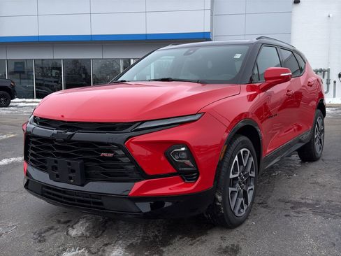 Certified 2023 Chevrolet Blazer RS image 2