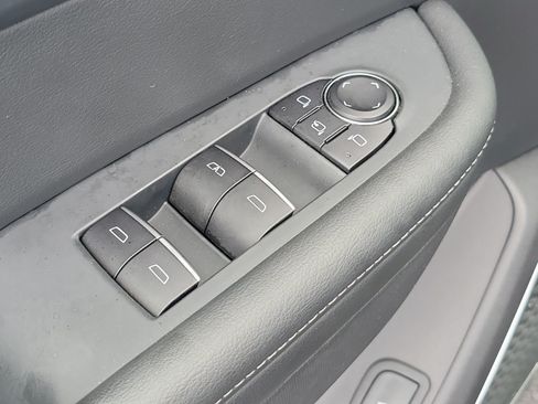 Used 2025 Buick Enclave Sport Touring FWD image 14