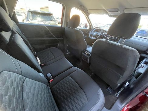 Used 2024 Nissan Pathfinder SV w/ Lighting Package (N92) image 23