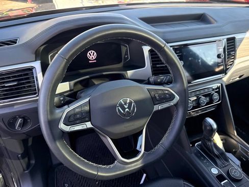 Used 2023 Volkswagen Atlas Cross Sport SEL AWD/4WD image 11