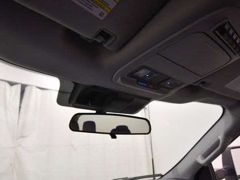 Used 2024 Ford F350 XLT w/ FX4 Off-Road Package image 24