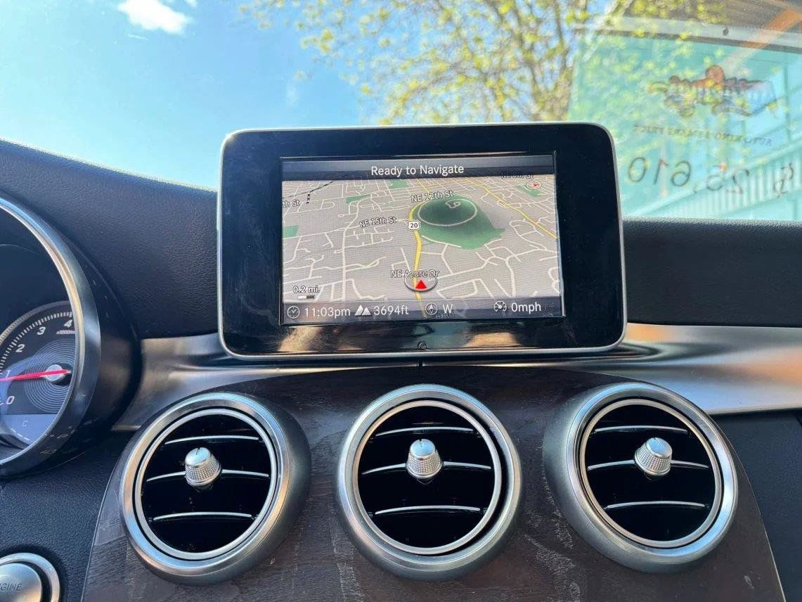 Used 2018 Mercedes-Benz C 300 Coupe image 17