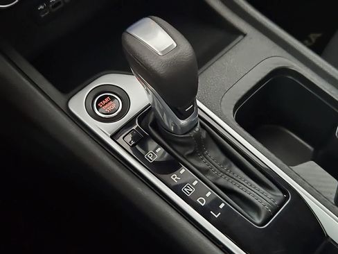 Used 2021 Nissan Sentra SV image 32