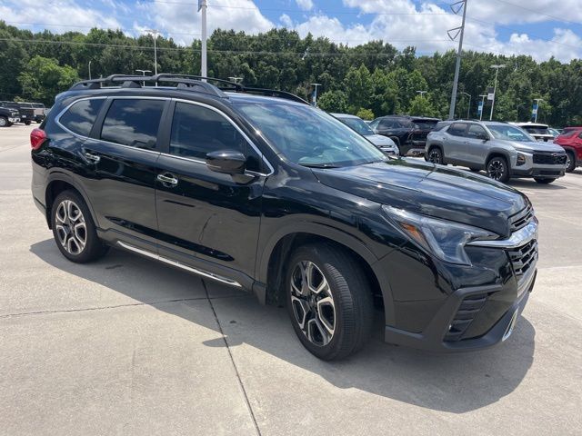 Used 2025 Subaru Ascent Touring AWD/4WD image 12