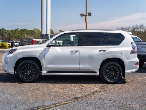 Used 2020 Lexus GX 460 Premium w/ Premium Package image 5