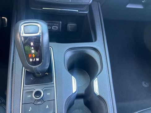 Used 2019 Cadillac XT4 Sport w/ Driver Awareness Package FWD image 20