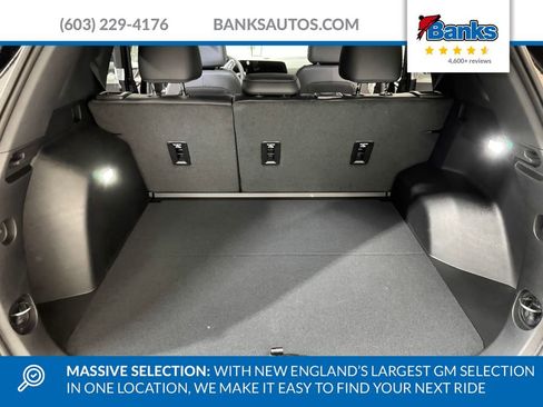 New 2026 Chevrolet Equinox LT w/ Convenience Package II AWD/4WD image 7