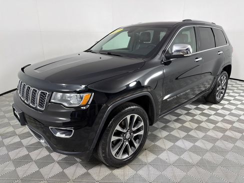 Used 2017 Jeep Grand Cherokee Limited image 9