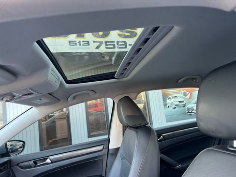 Used 2020 Volkswagen Passat 2.0T R-Line image 13