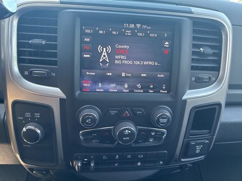 Used 2018 RAM 2500 Big Horn AWD/4WD image 20
