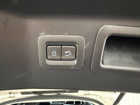 Used 2025 MAZDA CX-90 3.3 Turbo w/ Preferred Package image 14