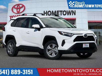 New 2025 Toyota RAV4 XLE w/ Weather Package