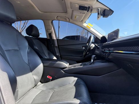 Used 2023 Honda Accord Touring image 17