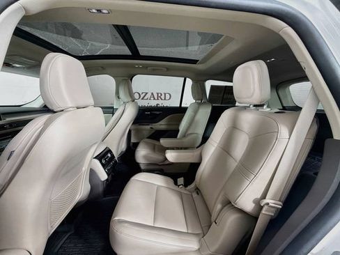 Certified 2023 Lincoln Aviator 2WD w/ Premium Package image 29