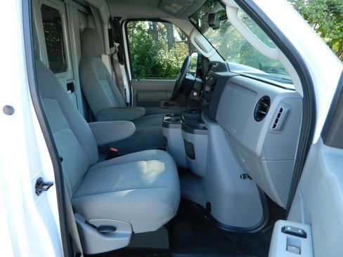 Used 2023 Ford E-350 and Econoline 350 Super Duty w/ Power Windows & Locks Group RWD image 16