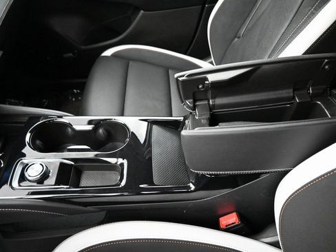 Used 2025 Buick Envision Sport Touring AWD/4WD image 19
