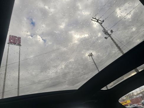 Used 2018 Mercedes-Benz C 300 4MATIC Sedan image 26