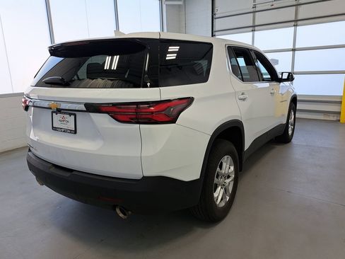 Used 2024 Chevrolet Traverse LS w/ Safety Package image 5