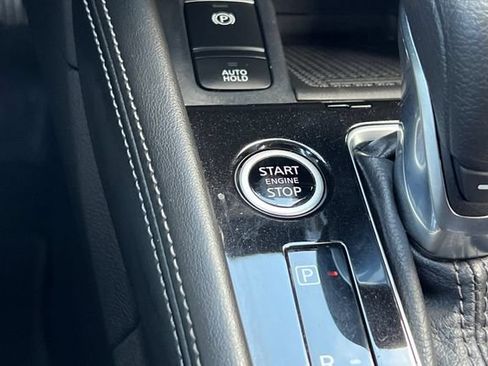 Used 2024 Nissan Kicks SV FWD image 25