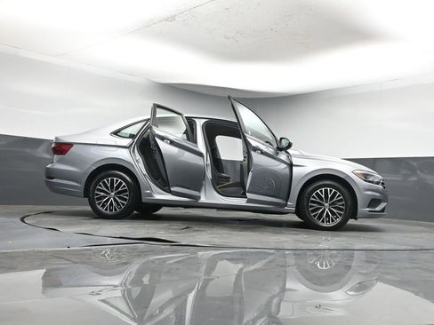 Used 2021 Volkswagen Jetta S image 44