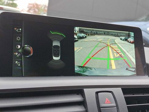 Used 2017 BMW 230i xDrive Convertible image 16