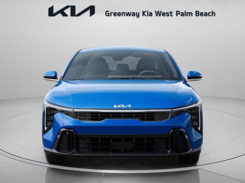 New 2025 Kia K4 GT-Line image 2