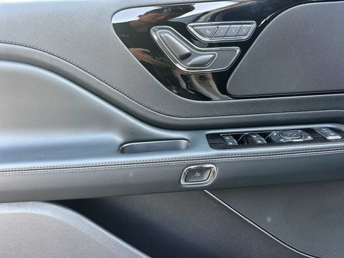 New 2026 Lincoln Aviator 2WD image 10