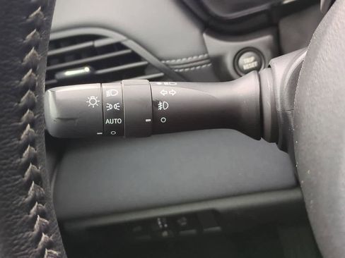 Used 2023 Subaru Outback Premium image 25