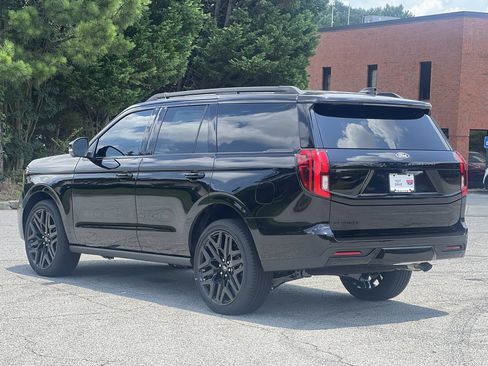 New 2027 Ford Expedition Platinum w/ Stealth Performance Package AWD/4WD image 25
