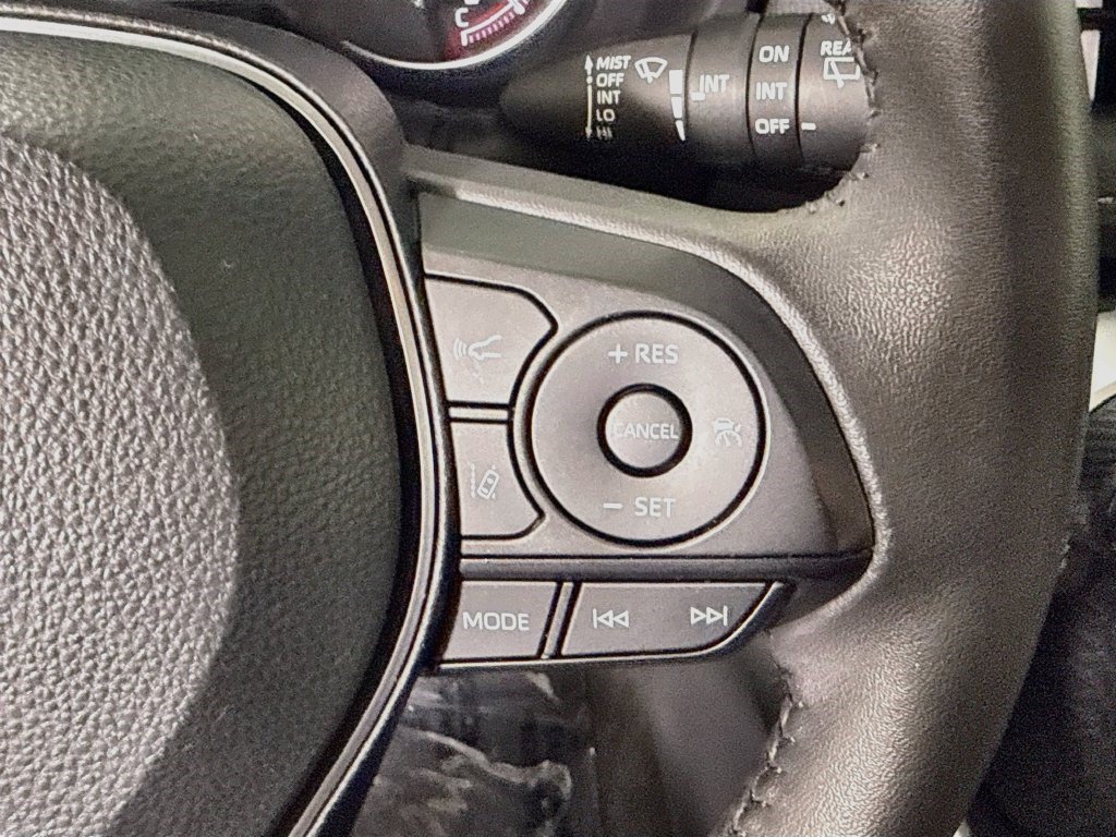 Used 2023 Toyota RAV4 XLE Premium FWD image 14