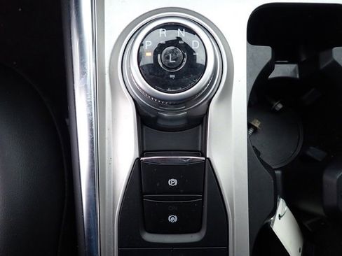 Used 2023 Ford Explorer XLT w/ Equipment Group 202A image 25