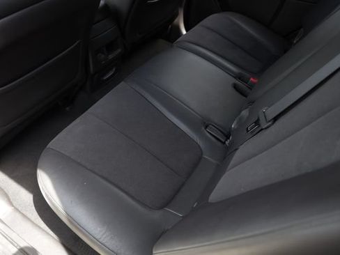 Used 2010 Hyundai Santa Fe SE FWD image 13