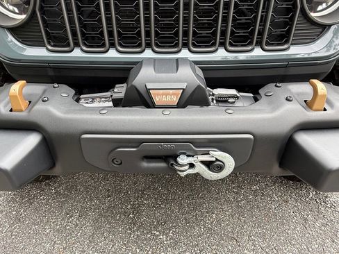 Used 2024 Jeep Wrangler Unlimited Rubicon 392 AWD/4WD image 4