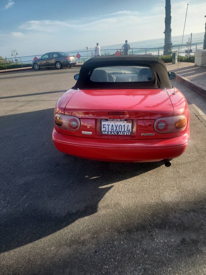 Used 1997 MAZDA MX-5 Miata M-Edition RWD image 6
