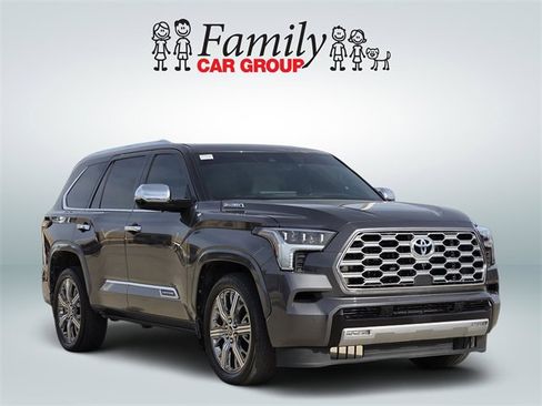Used 2023 Toyota Sequoia Capstone image 2